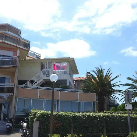 Horizon Apartman Biarritz